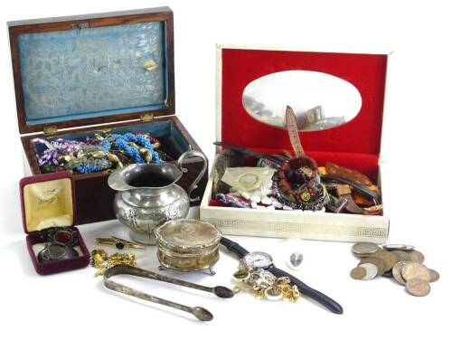 A quantity of costume jewellery and effects, to include pewter brooch, modern cufflink's, beaded necklaces, dress rings, wristwatches etc. (1 tray)