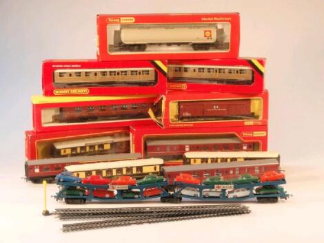 A Hornby 00 gauge rolling stock