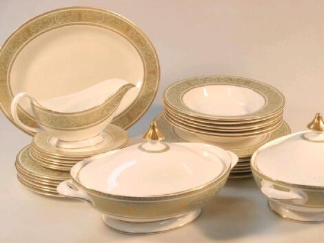 A Royal Doulton English Renaissance six place dinner service