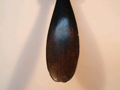 Tribal Art. A late 19th/early 20thC hardwood lime spatula possibly from Papua New Guinea - 4