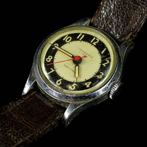 An Ingersol gent's wristwatch, with circular watch head, in stainless steel casing, on a brown leather strap, boxed.