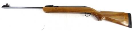 A BSA Air Sporter air rifle with beech stock, 113cm L.