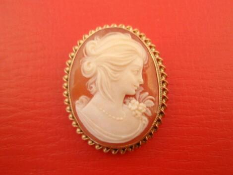 A modern shell cameo in 9ct frame