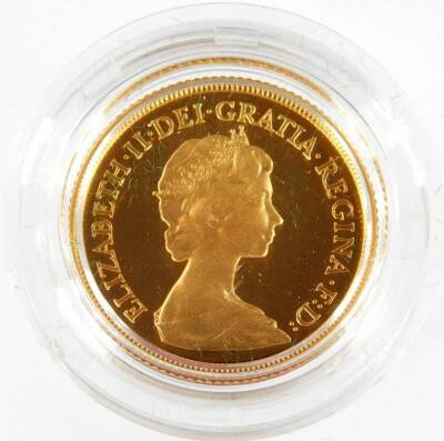 An Elizabeth II gold proof full sovereign, 1980. (boxed) - 3