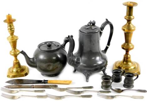 Various metal ware, pewter, coffee pot, 22cm H, brass candlesticks, etc. (a quantity)