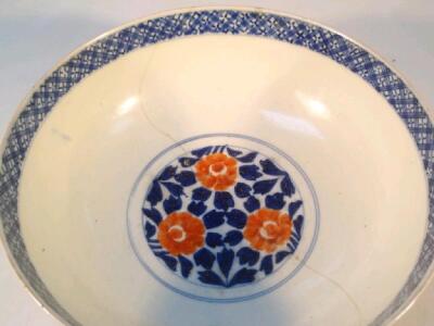 A large late 19thC Imari bowl - 2