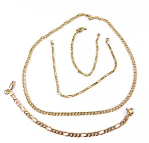 A 9ct gold curb link neck chain, yellow metal jewellery, three bracelets and a long chain, 19.3g.