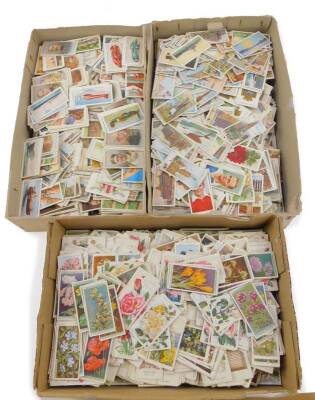 Wills's cigarette cards, loose and not setted, in three boxes. (qty)