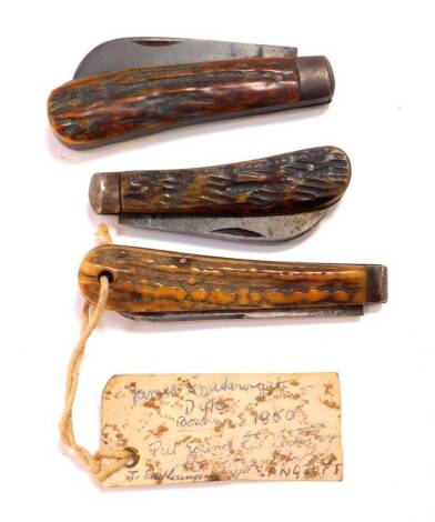 An H G Long & Company 19thC lambs foot knife, Wade & Butcher knife, and a G Ibbotsen & Company knife. (3)