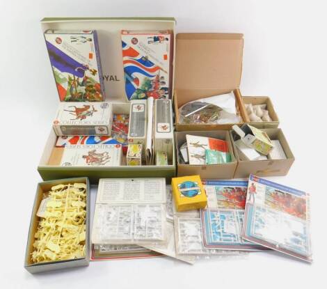 Various Airfix British Coldstream Guard 1815 sets, other blister packs, Collectors Series, loose pieces, etc. (qty)