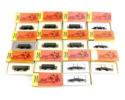 Various Piko Siba N gauge train and railway accessories, 4020 Werk Halle, etc, signals, all boxed. (qty)