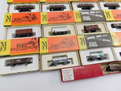 Various Piko N gauge railway accessories, etc, to include coal wagon Guterwagen, other coal trucks, rolling stock, etc, all boxed. (qty) - 3