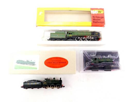 A Hornby Minitrix N guage locomotive Britannia, BR green livery, 4-6-2, 7000, together with a Dapol Pannier tank locomotive, BR green livery, 0-6-0, 9741., and a Union Mills 2301 Class locomotive, GWR green livery, 0-6-0, 2460. (3)