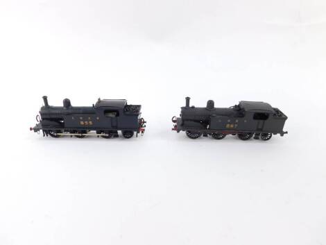 Two locomotives, LNER black livery, 0-6-2, 267 and 855.