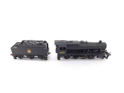 A kit form 00 gauge 8F-A Class locomotive, BR black livery, 2-8-0, 48137.