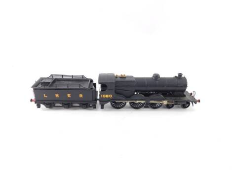 A kit built 00 gauge locomotive, LNER black livery, 4-6-0, 1680.