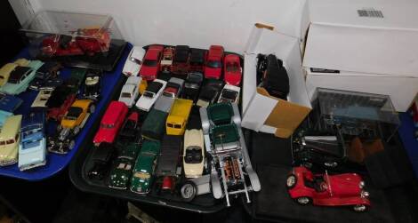 Ertl Maisto Del Prado and other die cast vintage motor cars, various scales, a few boxed. (qty)