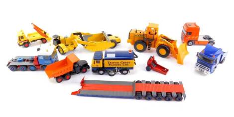 Joal Majorete Lesney and other die cast road vehicles, farm machinery, etc. (qty)