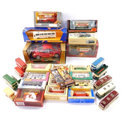 Corgi Burago and other die cast vehicles, including a Burago Volkswagen New Beetle 1998, scale 1:18, and a Corgi Plaxton Paramount National Express Coach, C769, boxed and unboxed. (qty)