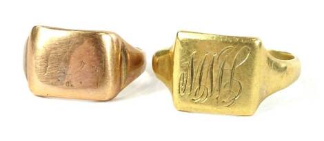 Two 9ct gold signet rings, one bearing initials M.M.J, ring size P, and another rose gold in colour, with rubbed markings, ring size H, 7g all in.