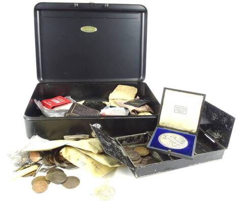 Various coins, GB, predecimal, half crowns 1920s, 1930s, Royal Agricultural Society medallion, various other coins, cash tin interior, etc. (a quantity) Provenance: The property of Joan Stephenson, Kirkwood, North Church Walk, Newark, Nottinghamshire.