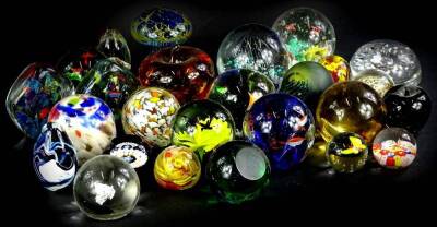 A collection of Murano and other paperweights, to include Caithness etc. (1 tray). - 2