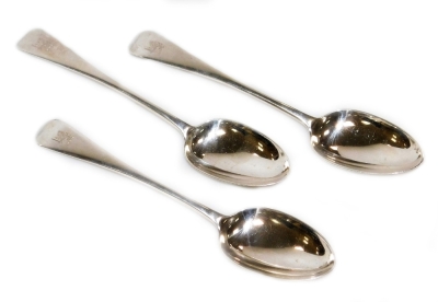 A set of three Victorian silver table spoons, old English pattern, with lion crest, London 1882, 23cm W, 7oz.