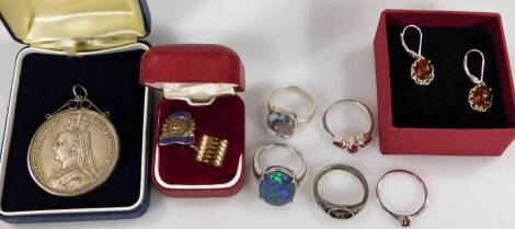 A small selection of silver and other costume jewellery, to include silver dress rings, drop earrings, Victoria coin pendant, dated 1891, etc. (a quantity)