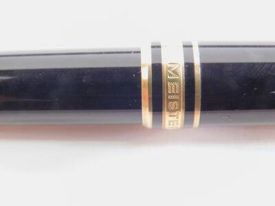 A Mont Blanc Meisterstuck ballpoint pen, black cased, boxed. - 2