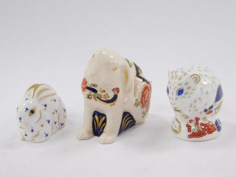 A Royal Crown Derby imari paperweight modelled as a Derby Dormouse, c2008, a rabbit, boxed, and a Masons Mandalay model of a hare. (3)