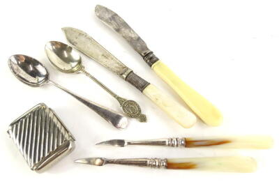 Various silver plated effects, to include two silver plated mother of pear handled fish servers, souvenir spoon, silver plated mother of pearl hooks, silver plated spoon and a silver plated match strike. (a quantity)