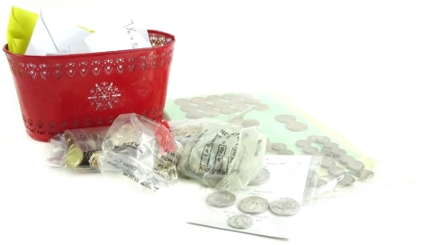 A quantity of coins, to include £1 notes, British nickel silver coins, pre-decimal coins, foreign coins, various Victorian and later pennies, half pennies etc.