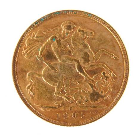 An Edwardian gold full sovereign, 1905.