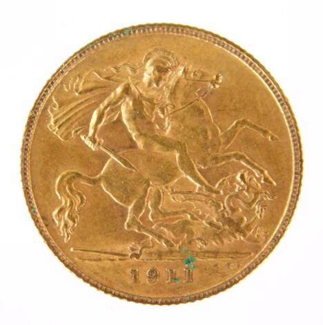 A George V gold half sovereign, 1911.