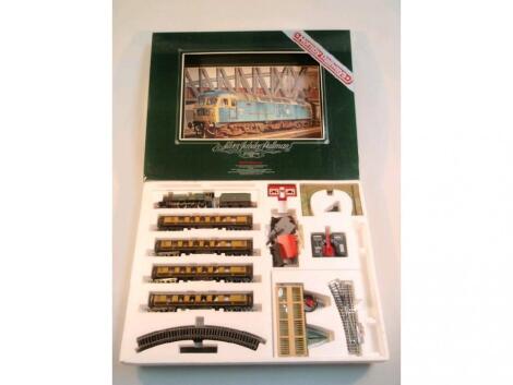 A Hornby railways Silver Jubilee Pullman R687 set