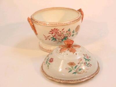 An 18th Century Chinese famille rose tureen and cover with moulded handles - 5