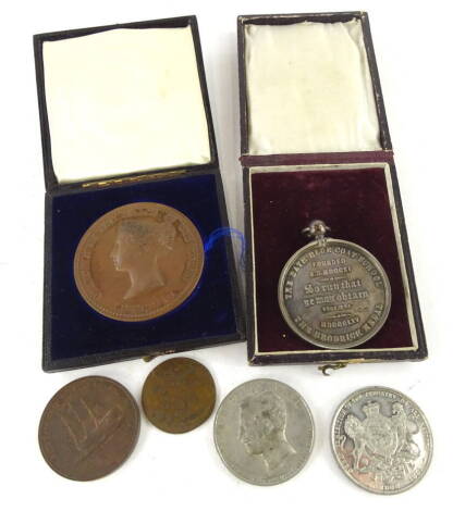 Various commemorative coins, to include the National Medal for Success in Art awarded by the Science Art Department, in fitted case, a silver medallion, struck with Robert Nelson and from the Bath Bluecoats School, the Broderick medal in a fitted case, ot