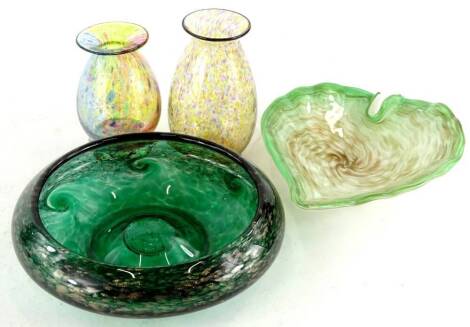 A Strathern glass shallow bowl, with gold inclusions, a similar leaf shaped dish and two multi coloured vases. (4)