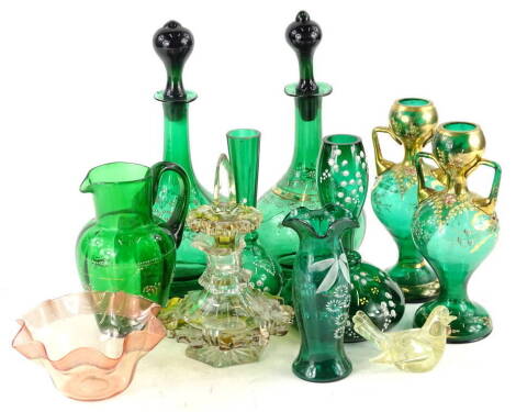 A collection of glass, to include a Bohemian amber glass scent bottle and stopper (AF), and various green and enamel glass items.