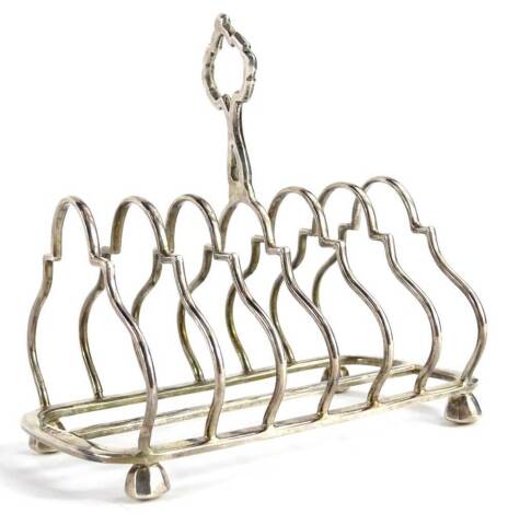 An Edward VII silver six division toast rack, by Walker and Hall, 6¼oz.