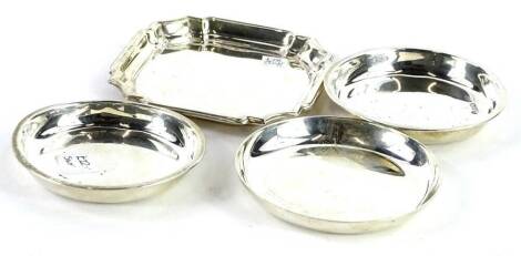 Four various silver pin trays, to include a pair with Chester hallmark, 4oz.