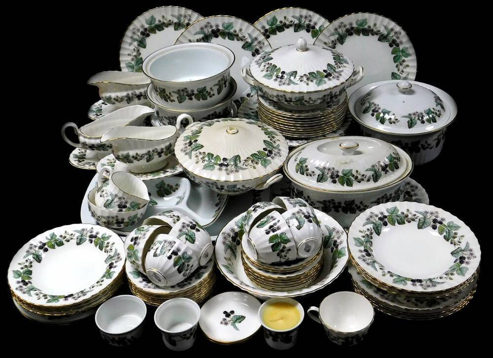 英国製 Royal Worcester【Lavinia】 特大サービングプラター 【公式通販】