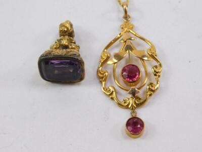 A 9ct gold and pink tourmaline pendant on chain, 3.9g, together with a Georgian seal fob. (2) - 2
