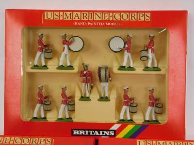 Three Britains Soldiers military boxed sets, comprising US Marine Corp Set with Drum Major ten models, 7305. - 3