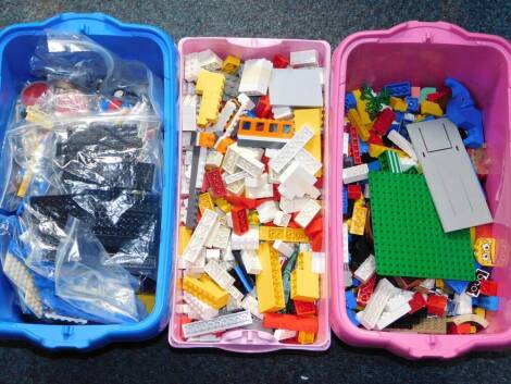 LEGO, in three LEGO tub boxes. (qty)