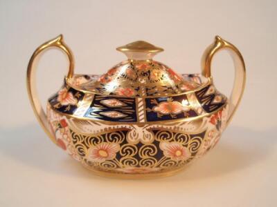 A Royal Crown Derby Imari 'witches' pattern two-handled sucrier with cover