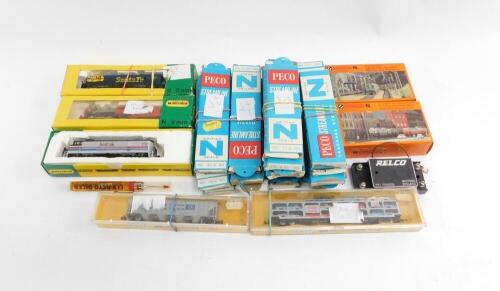 A Minitrix N gauge Santa Fe locomotive, 2980, Amercian steam locomotive, 2080, AHM Mini Trains Trucks, Pico track, etc, boxed. (qty)