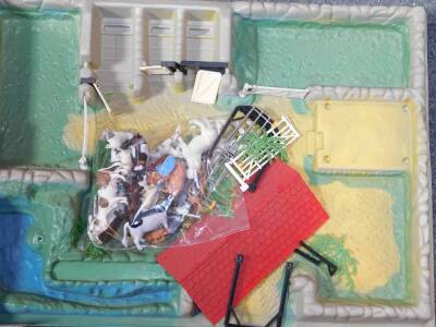 A Britains model farmyard, 4711, boxed, together with a further set. (2) - 3
