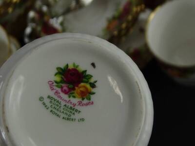 A quantity of Royal Albert Old Country Roses pattern dinner ware, tea ware etc. - 2