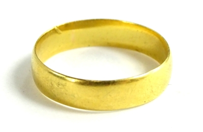 A 22ct gold wedding band, of plain design, with maker's stamp S.B.?, ring size R½, 3.9g all in.